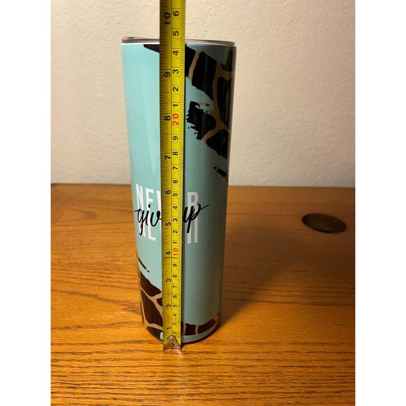 30oz Tumbler Never Give Up Stainless steel cup sublimation minor defects - Picture 9 of 10